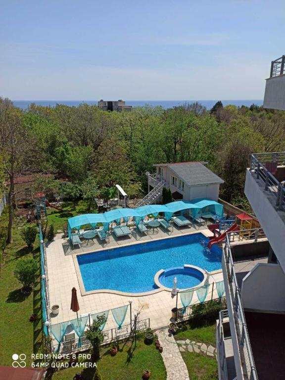 Danita Apartments & Diva Restaurant Bbq&Pool Bar Варна Екстериор снимка