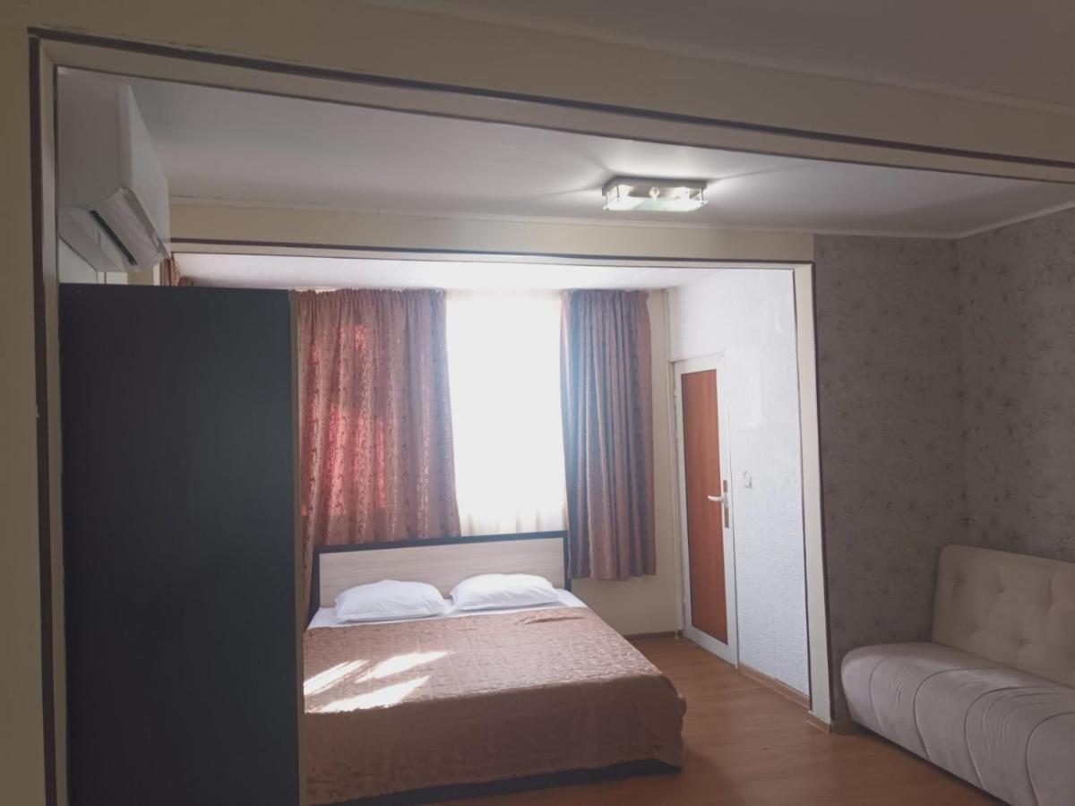 Danita Apartments & Diva Restaurant Bbq&Pool Bar Варна Екстериор снимка
