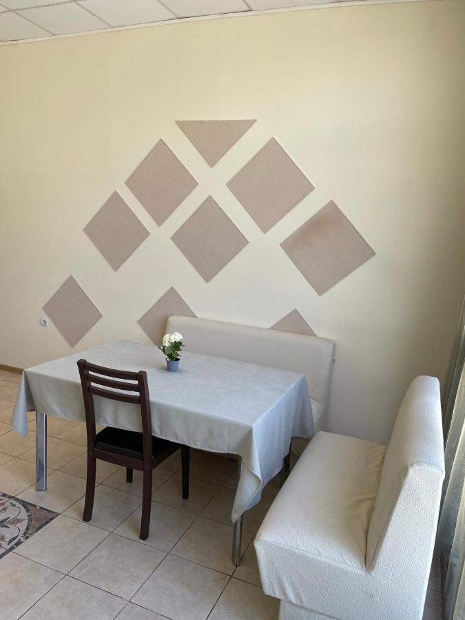 Danita Apartments & Diva Restaurant Bbq&Pool Bar Варна Екстериор снимка