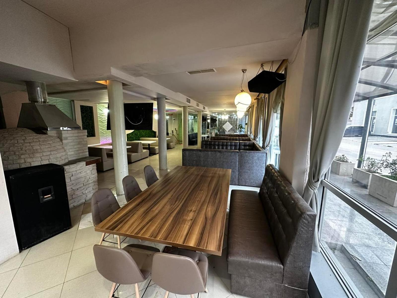 Danita Apartments & Diva Restaurant Bbq&Pool Bar Варна Екстериор снимка